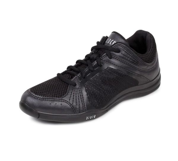 Black-traverse-dance-fitness-trainers